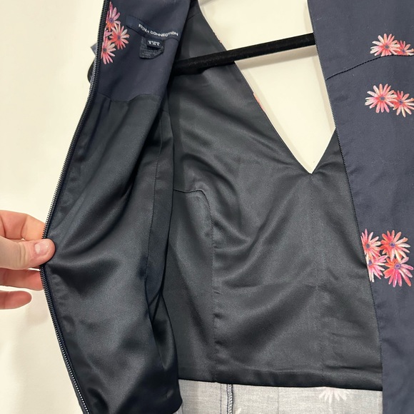 French connection Aline mini dress with delicate floral print size 4 - Picture 12 of 16